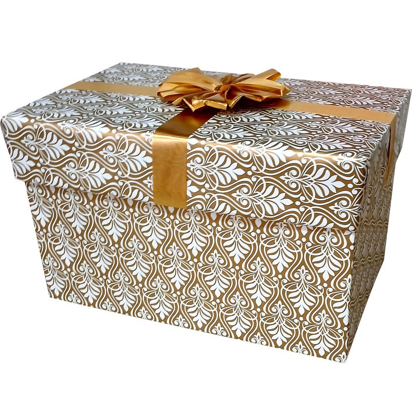 Vroom & Munch 2-layer toy and snack gift box | Pop-Up Gift Hamper